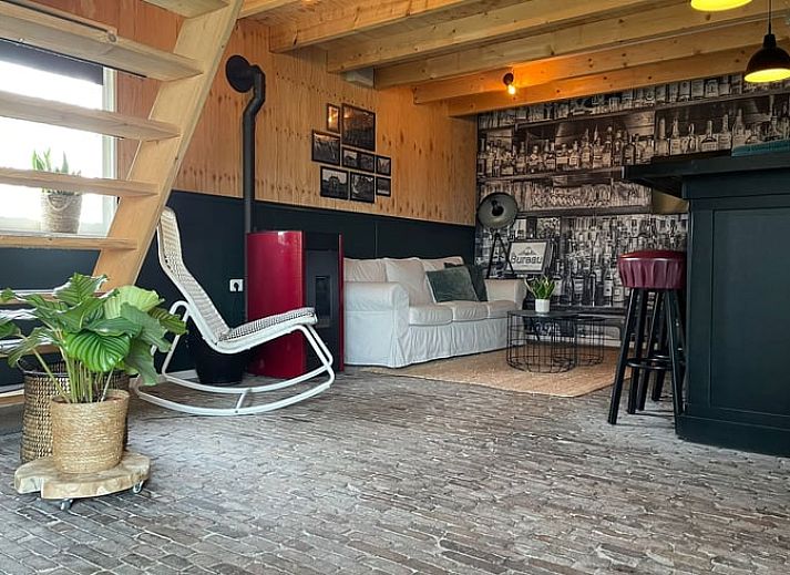 Vacation home in 't Harde with sunny terrace and green garden on the Veluwe, Gelderland.