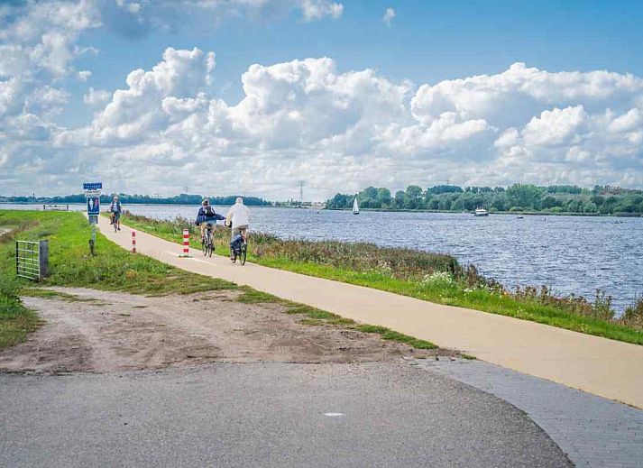 Sailing on the lake near DG256 vacation home in Putten, Veluwe, Gelderland.