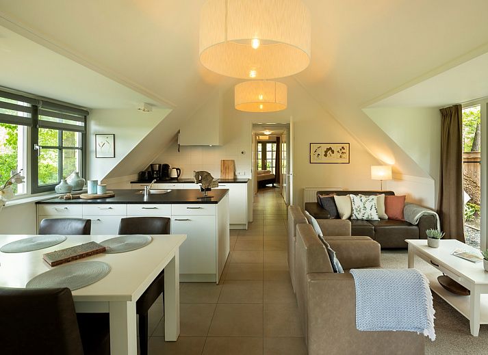 Charming vacation home Holiday home Sprielderbosch 12 'De Kuifmees' in Putten, Veluwe, surrounded by green nature.