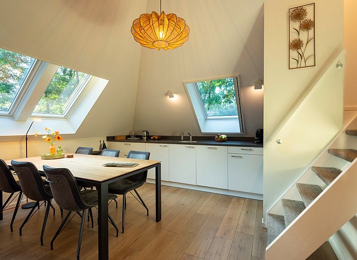 Gemuetliche Terrasse im Holiday home Sprielderbosch 23 De Zwijnenstal, Ferienhaus in der Natur von Putten, Veluwe.