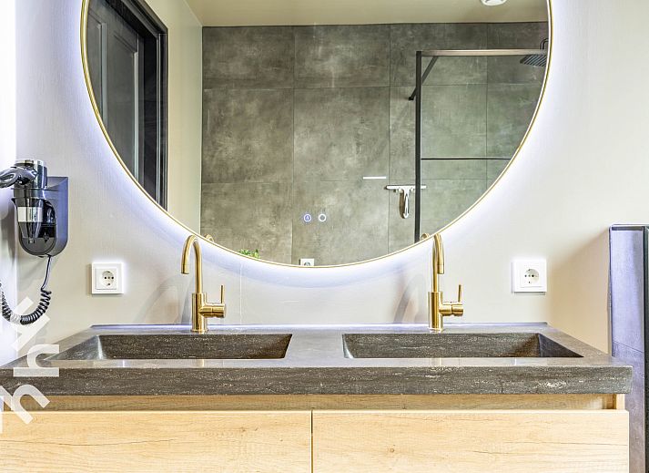 Vakantiehuis DG1461 in Wezep, Veluwe, Gelderland met prachtig uitzicht op de groene omgeving.