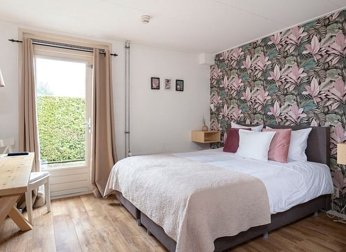 Tafeltennistafel in de tuin van Vakantiehuis in Voorthuizen Veluwe voor sportieve gasten.