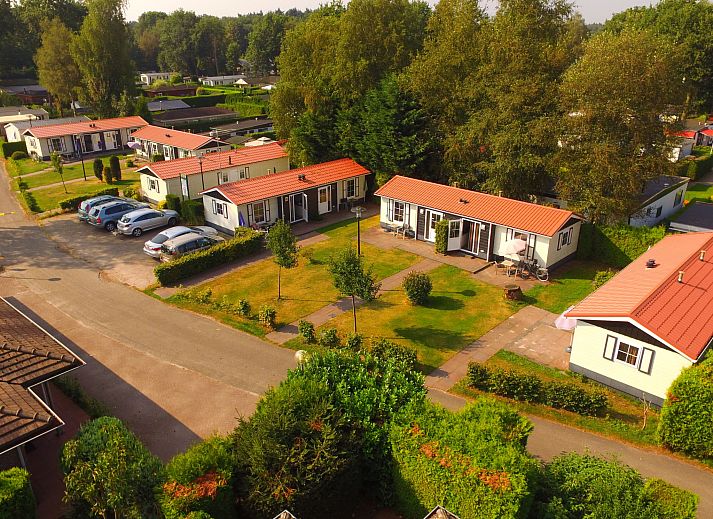 Schwimmbad im Ferienhaus Recreatiepark De Boshoek, Voorthuizen, Veluwe fuer Entspannung in der Natur.