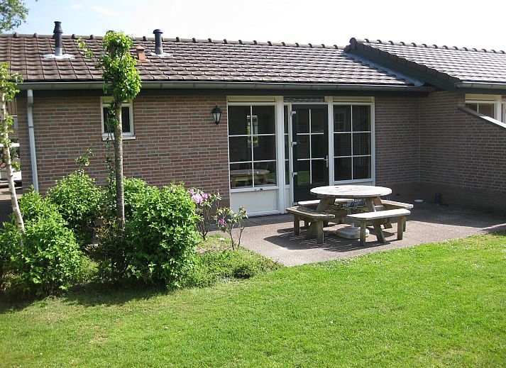 Verblijf 322270 • Bungalow Veluwe • Recreatiepark de Boshoek 11