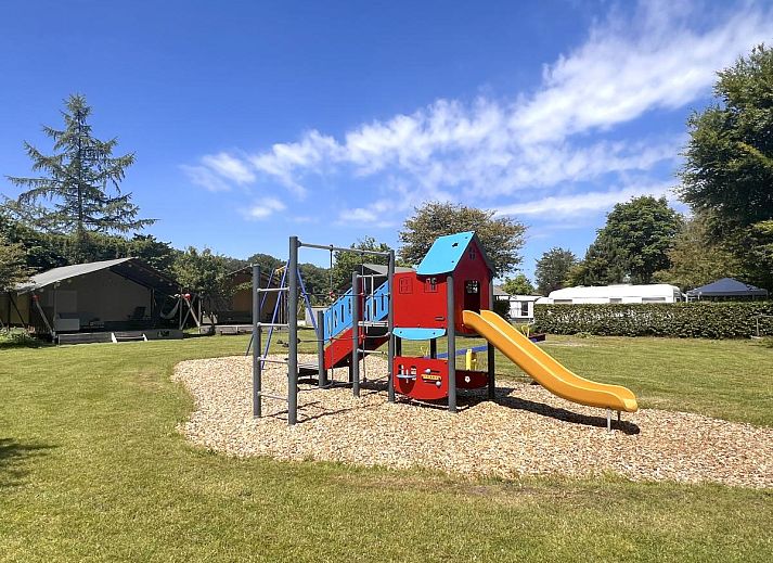 Voll ausgestattete Kueche in De Vlinder Zelthaus, Hulshorst, Veluwe fuer einen sorglosen Aufenthalt.