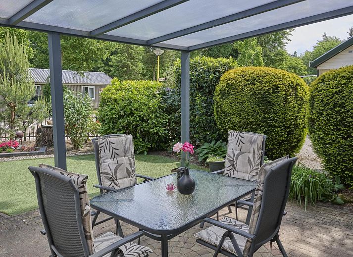 Vakantiehuis Kerkuil in Hulshorst, Veluwe, biedt een prachtig uitzicht op de natuurlijke omgeving.