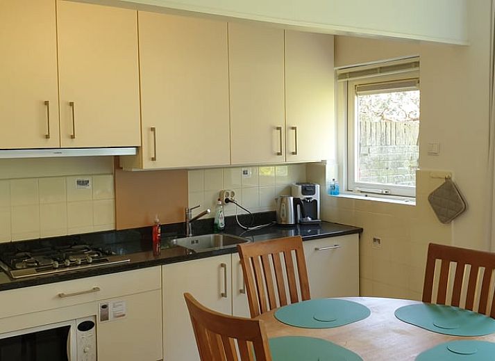 Ingang van Vakantiehuis in Otterlo, gelegen in het bosrijke gebied van de Veluwe, Gelderland.