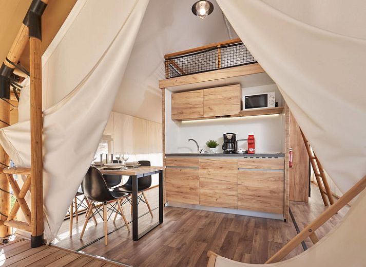 Verblijf 322547 • Vakantiewoning Veluwe • Vakantiehuis Glampingtent 4