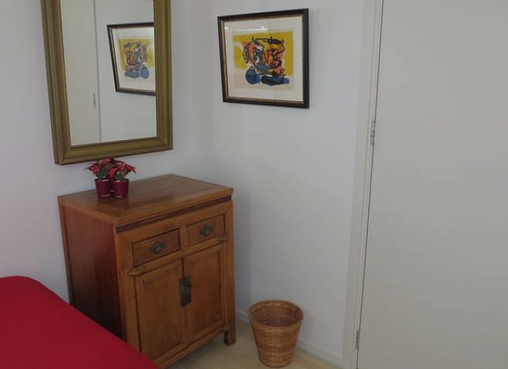 Gezellige woonkamer van Vakantiehuis in Epe, Veluwe, Gelderland met comfortabele banken en open keuken.