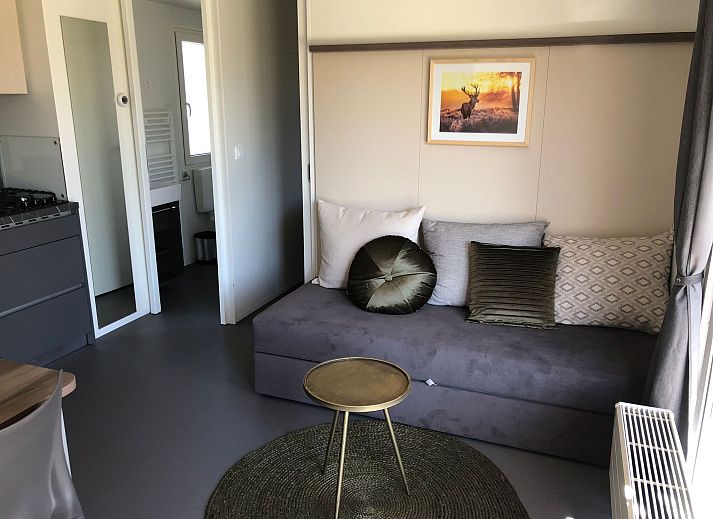 Vrijstaande woning in Nunspeet, Veluwe, Gelderland met veranda en groene omgeving. Vakantiehuis ideaal voor natuurliefhebbers.