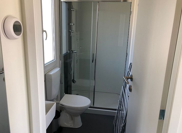 Vrijstaande woning in Nunspeet, Veluwe, Gelderland met veranda en groene omgeving. Vakantiehuis ideaal voor natuurliefhebbers.