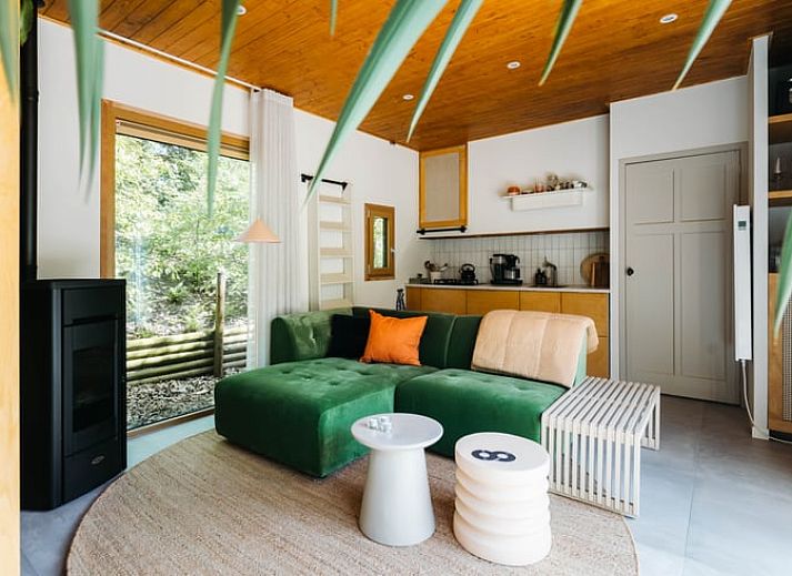 Moderne Kueche im Ferienhaus in Nunspeet, Veluwe, ideal zum Kochen in Gelderland.