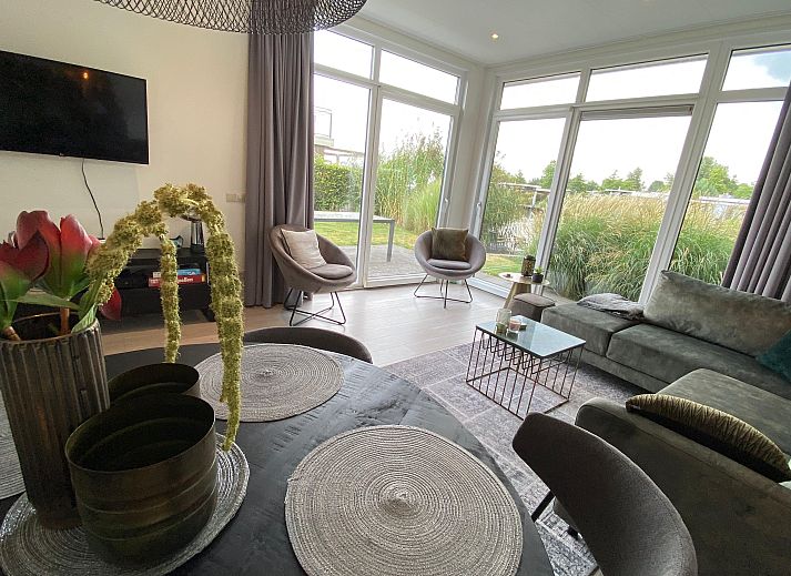 Chalet in Nunspeet met moderne architectuur op de Veluwe, Gelderland.