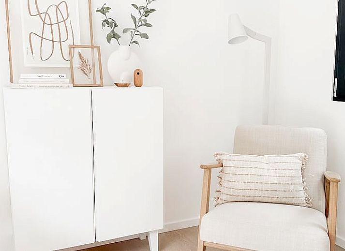 Attractive bedroom in Cottage in Nunspeet, Veluwe, Gelderland with natural decorations and soft bedding.