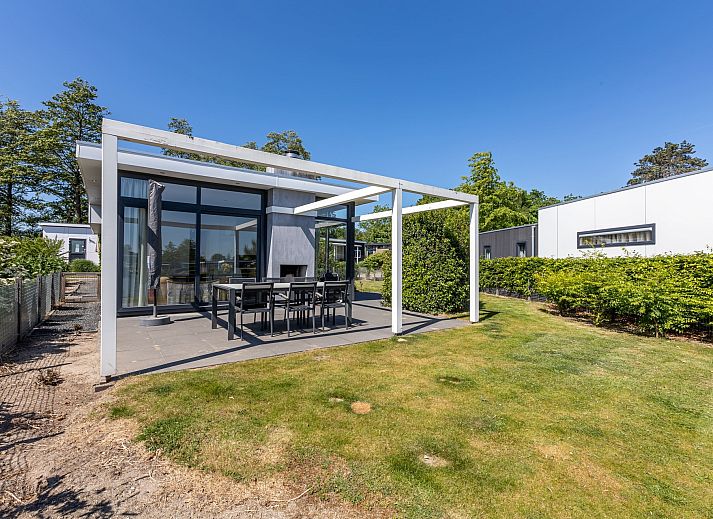 Buitenkant van Vrijstaande woning in Nunspeet, vakantiehuis op de Veluwe in Gelderland.