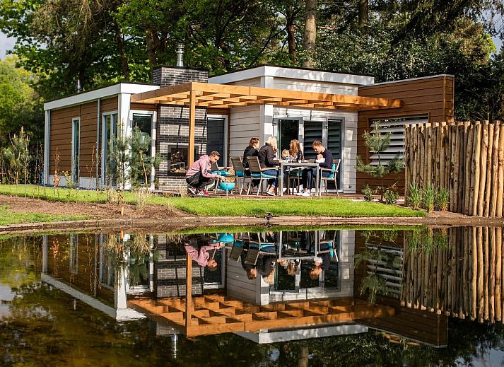 Verblijf 3231108 • Vakantiewoning Veluwe • Lodge Royal 4 personen 