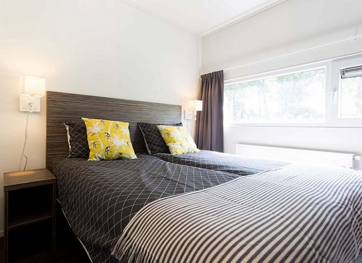 Z Module Ferienhaus fuer 4 Personen mit Teich in Lunteren, Veluwe, Gelderland, umgeben von Natur.