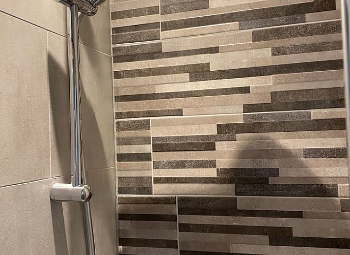 Uniek hertengewei detail in vakantiehuisje in Lunteren, Veluwe.