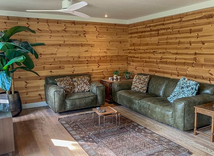 Cottage in Lunteren in the Veluwe, cottage with garden view in Gelderland.