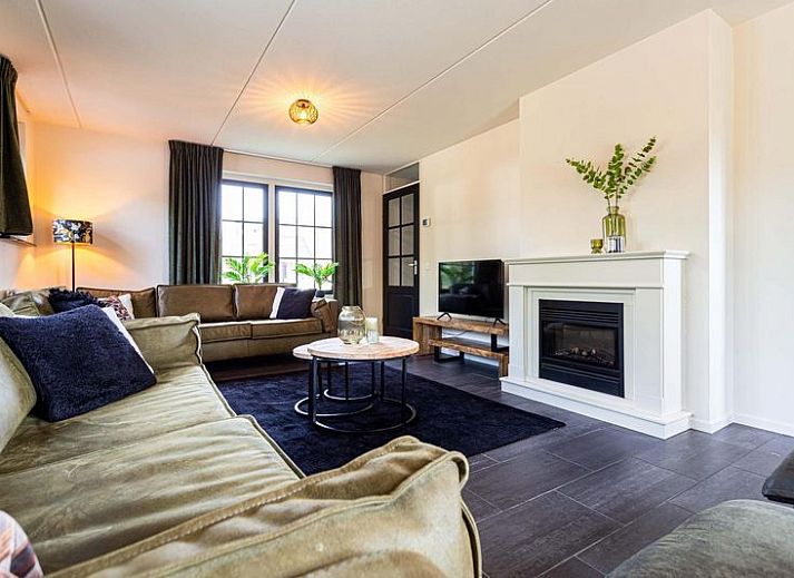 Grundriss des Dachgeschosses des Boshoeve 10 Personen Wellness Spa in Lunteren, Veluwe, mit Schlafzimmern und Badezimmer.