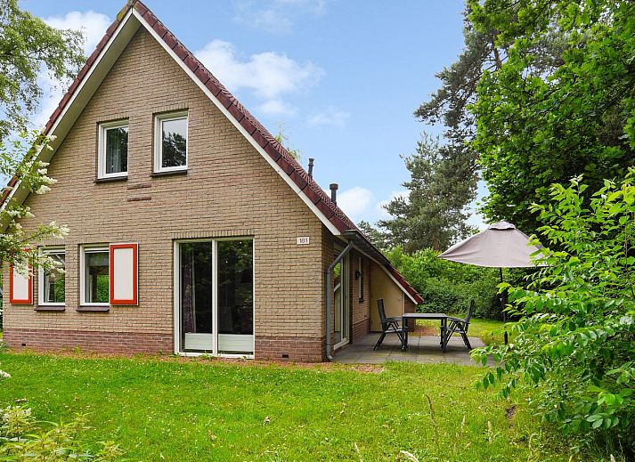 Guest house 323219 • Bungalow Veluwe • Landgoed 't Loo | 4-persoons bungalow | 4L 