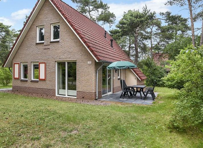 Guest house 323235 • Bungalow Veluwe • Landgoed 't Loo | 4-persoons bungalow | 4B 