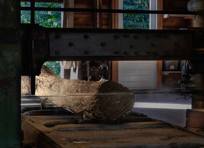 Geniet van de rust op de veranda van Vakantiehuisje in Heerde, Veluwe, Gelderland.