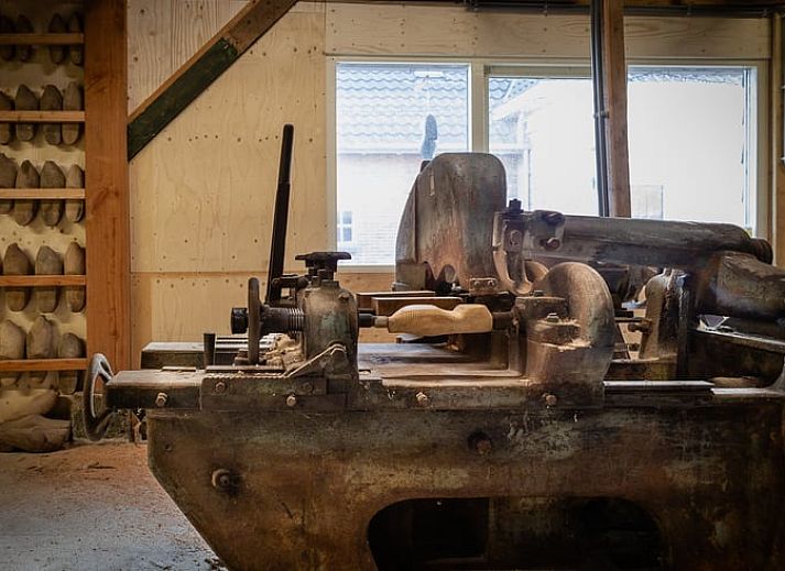 Authentieke houtzagerij bij Vakantiehuisje in Heerde, Veluwe, Gelderland.