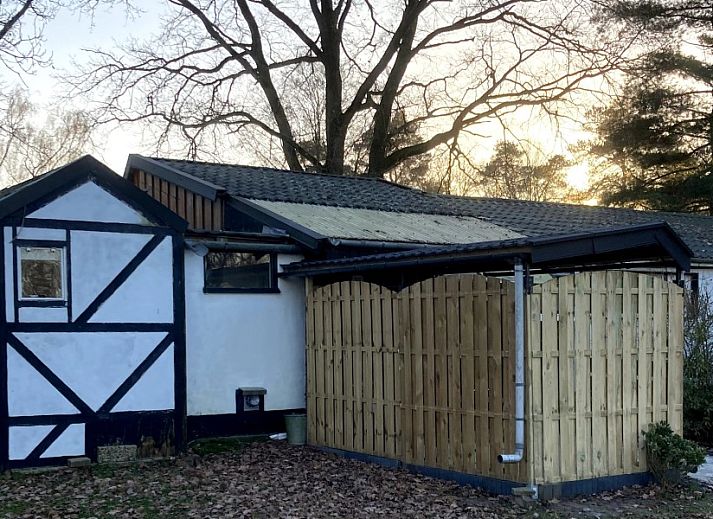 Rustic outdoor space of Het Puttertje, a charming B&B in Hattem, Veluwe, Gelderland.