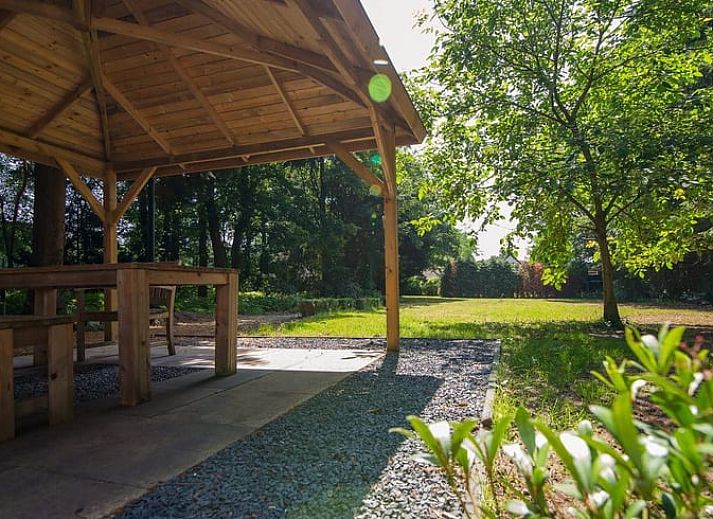 Gemuetliche Veranda in Cottage in Hattemerbroek, Ferienhaus in Veluwe, Gelderland.