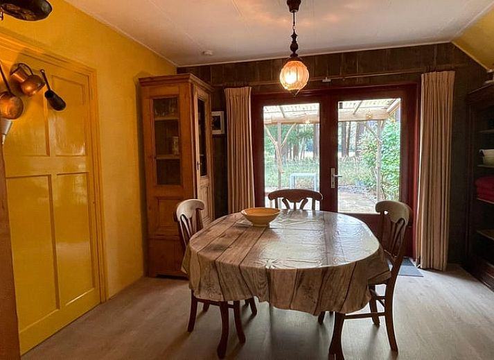 Gemuetlicher Freisitz im Ferienhaus in Wapenveld, Veluwe, Gelderland zum Entspannen in der Natur.