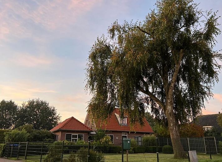 Ferienhaus in Wapenveld, Veluwe, Gelderland mit grossem Garten und gruener Umgebung, ideal zum Entspannen in der Natur.