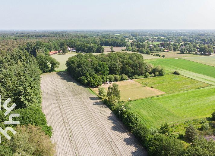 Gemuetliches Wohnzimmer im Ferienhaus DG647, Loenen, Veluwe mit Holzinterieur.