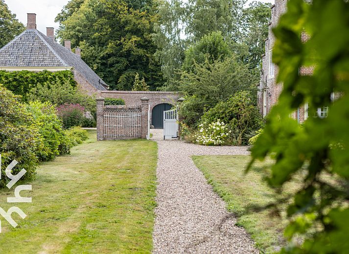 Das Schwimmbad bei DG1763 Ferienhaus Loenen Veluwe bietet Entspannung und Spass.