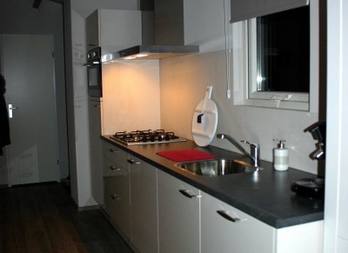 Enjoy the terrace at Van Luttikhuizen chalet rental Zwaantje 1 in Teuge, Veluwe. Ideal for relaxing in nature.