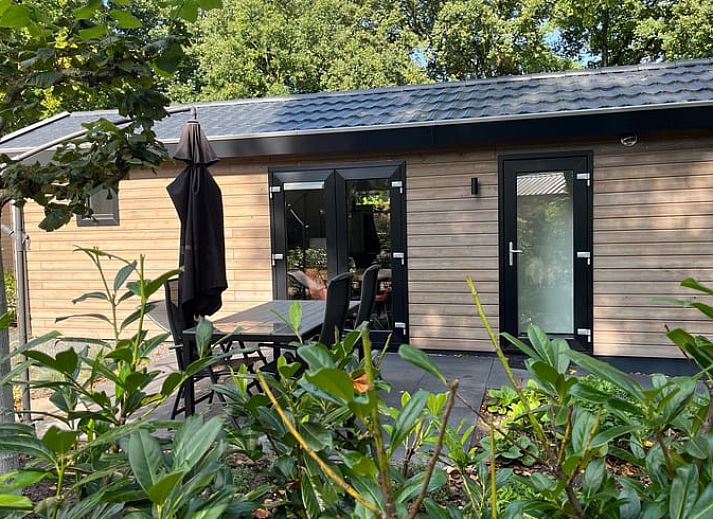 Cozy vacation home Cottage in Lieren with terrace in Veluwe, Gelderland.