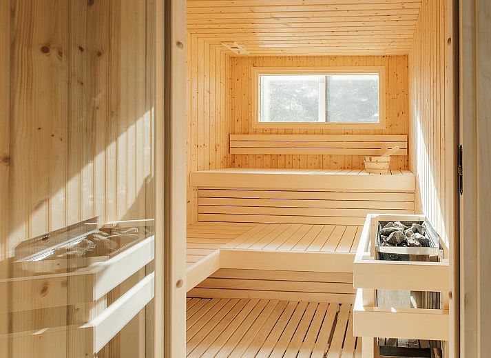 Buitenkeuken bij Heide Villa in Wekerom, Veluwe, ideaal voor zomeravonden.