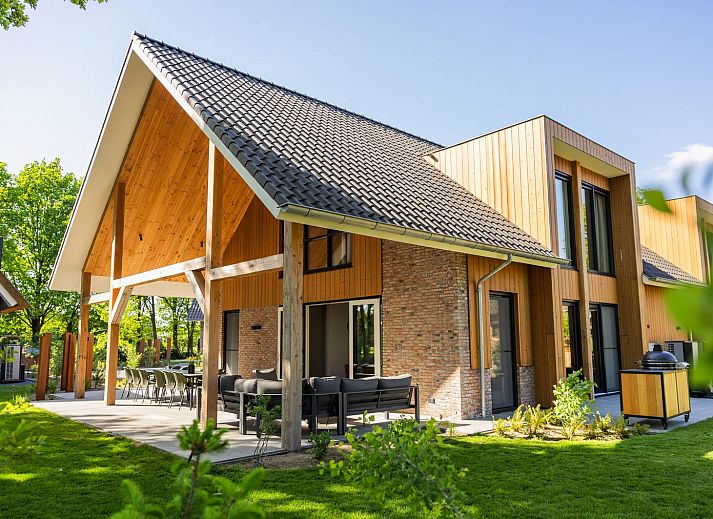 Verblijf 325530 - Vakantiewoning Veluwe - Veluwe Villa met Binnenzwembad & Wellness | 12 personen |