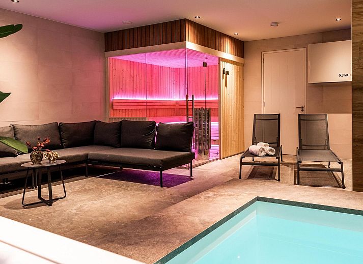 Verblijf 325530 - Vakantiewoning Veluwe - Veluwe Villa met Binnenzwembad & Wellness | 12 personen |