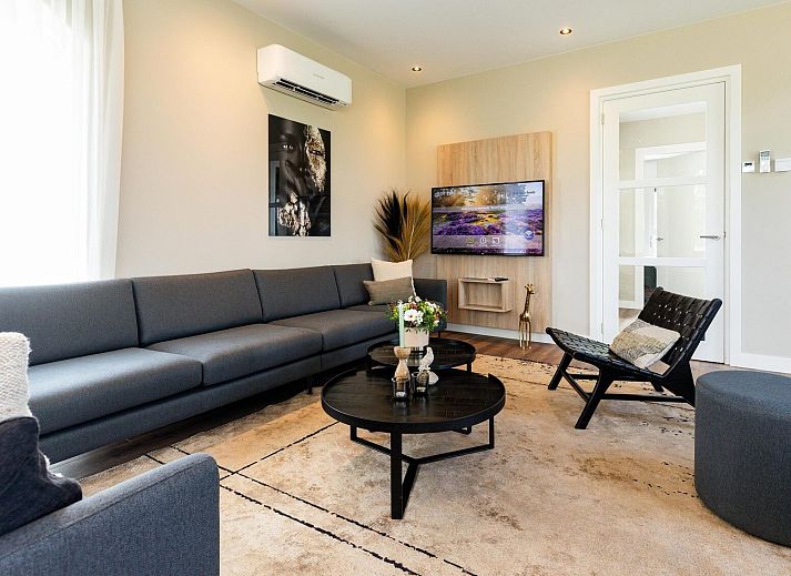 Guest house 325538 - Holiday property Veluwe - Boerderij Villa met Binnenzwembad & Wellness | 12 personen |