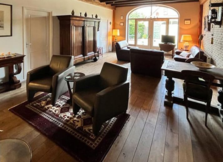 Charmantes Ferienhaus in Hoog Soeren mit Terrasse in Veluwe, Gelderland.