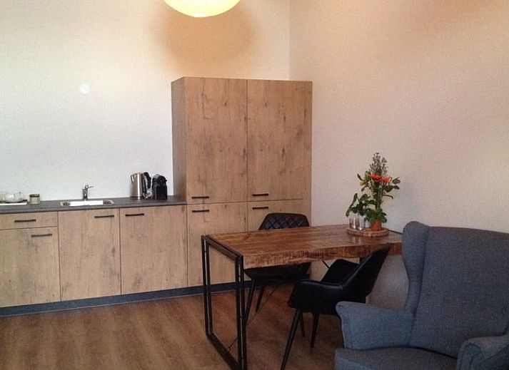 Vakantiehuisje in Eerbeek op de Veluwe, Gelderland, omgeven door groene natuur en rustieke charme.