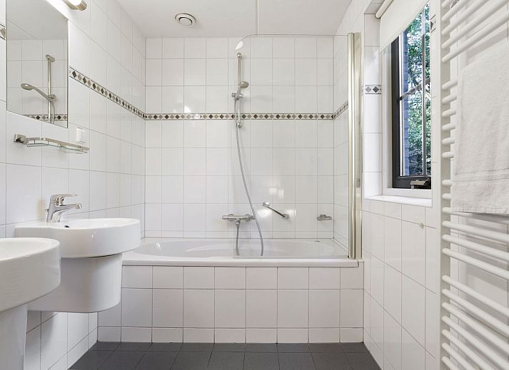 Verblijf 3260109 - Bungalow Veluwe - Coldenhove | 8-persoons bungalow | 8L