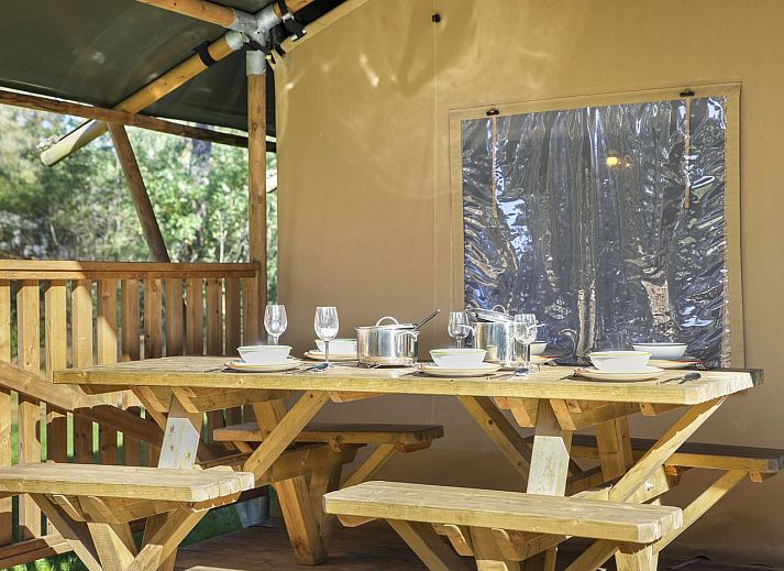 Gemuetliche Glamping Lodge Coldenhove in Eerbeek, umgeben von Natur, Veluwe, Gelderland.