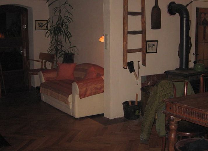 Charming vacation home in Wenum Wiesel in the Veluwe, Gelderland, surrounded by autumn nature.