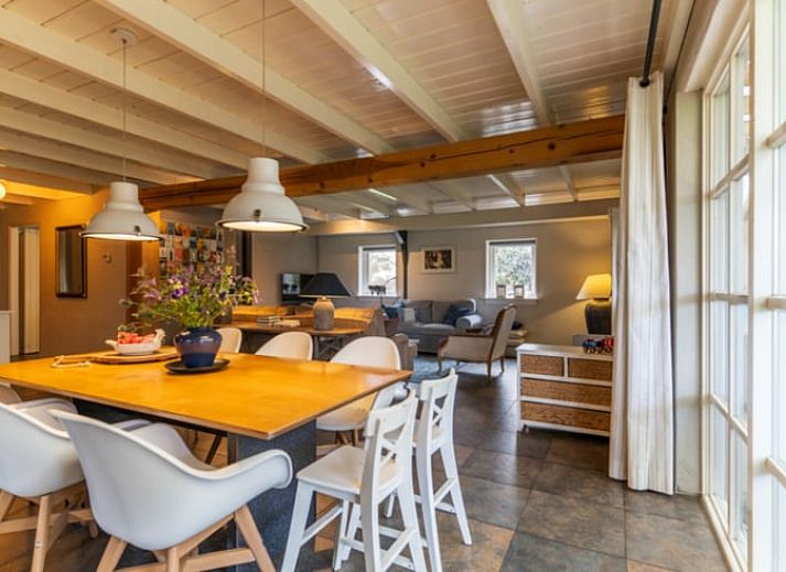 Rustikales Ferienhaus in Wenum Wiesel, umgeben von Natur an der Veluwe, Gelderland.