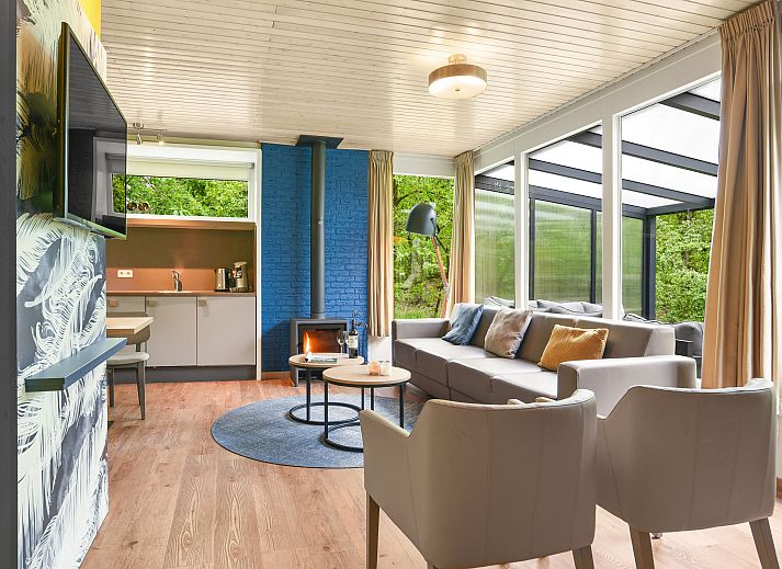 Aussenansicht des Rabbit Hill 8-Personen-Bungalows 8C1 in Nieuw Milligen, Veluwe, Gelderland.