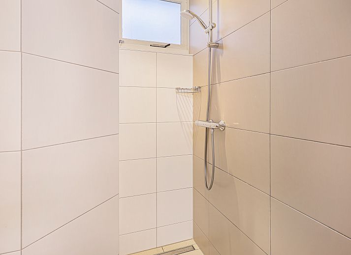 Stilvoller Essbereich im Bungalow Rabbit Hill in Veluwe, Gelderland.