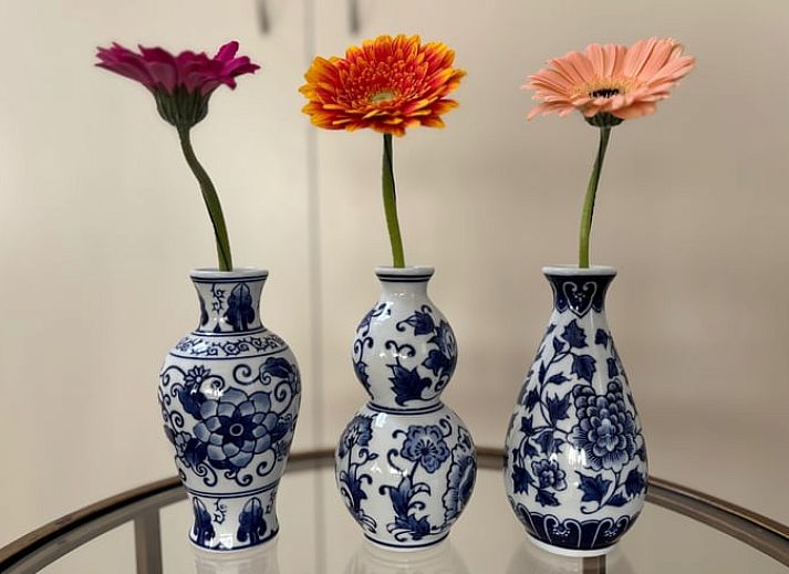 Ruime eetkamer in Huisje in Klarenbeek, Veluwe, ideaal voor familiediners in een vakantiehuis.