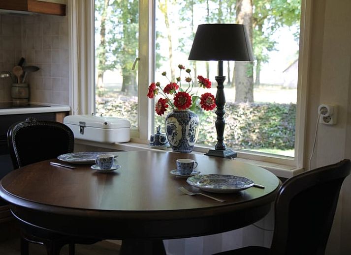 Cottage in Stroe, Ferienhaus in der Veluwe, Gelderland, umgeben von gruener Natur.